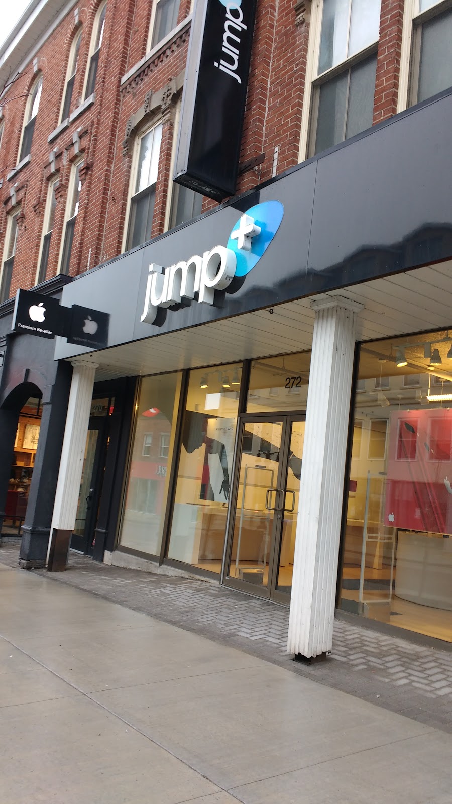 Jump+ Apple Premium Retailer (Kingston) | 272 Princess St, Kingston, ON K7L 1B5, Canada | Phone: (613) 767-6303