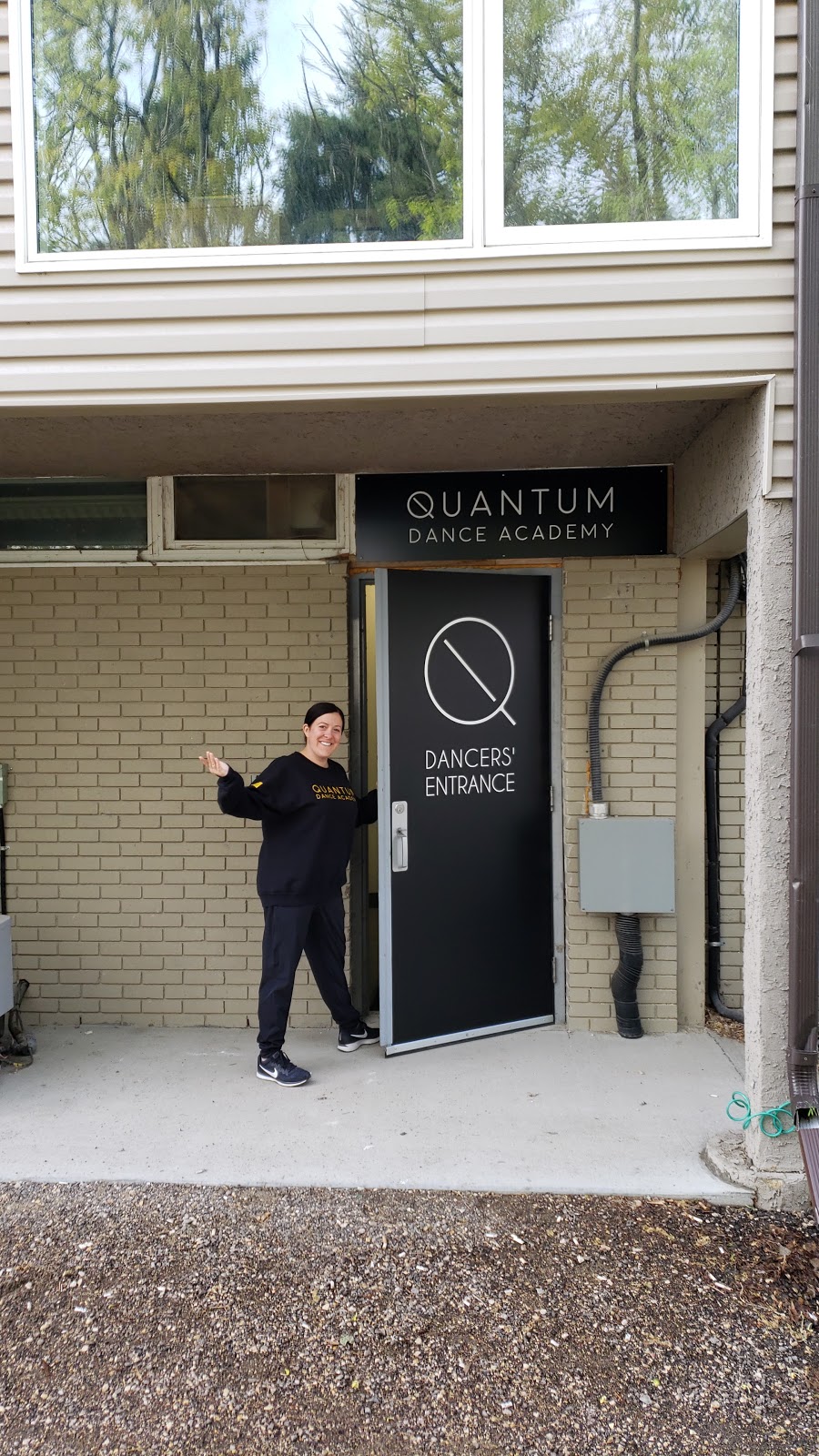 Quantum Dance Academy, South Winnipeg | 3551 Pembina Hwy, Winnipeg, MB R3V 1A5, Canada | Phone: (204) 998-7934