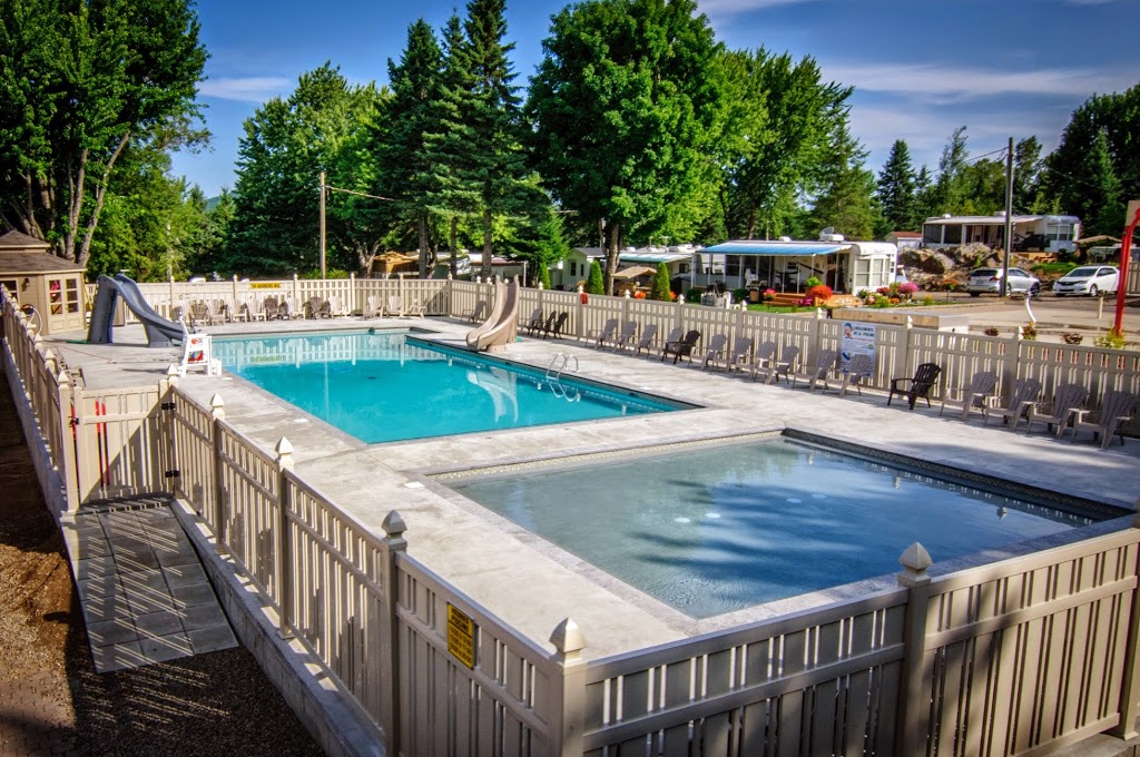 Camping Vacances St-Tropez | 411 Rang Jolimont, Sainte-Béatrix, QC J0K 1Y0, Canada | Phone: (450) 883-6400