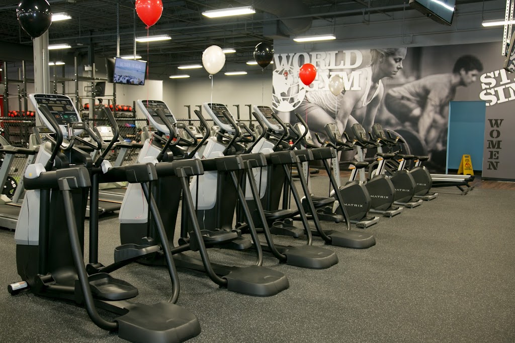 World Gym Dartmouth | 114 Woodlawn Rd, Dartmouth, NS B2W 2S7, Canada | Phone: (902) 222-5299