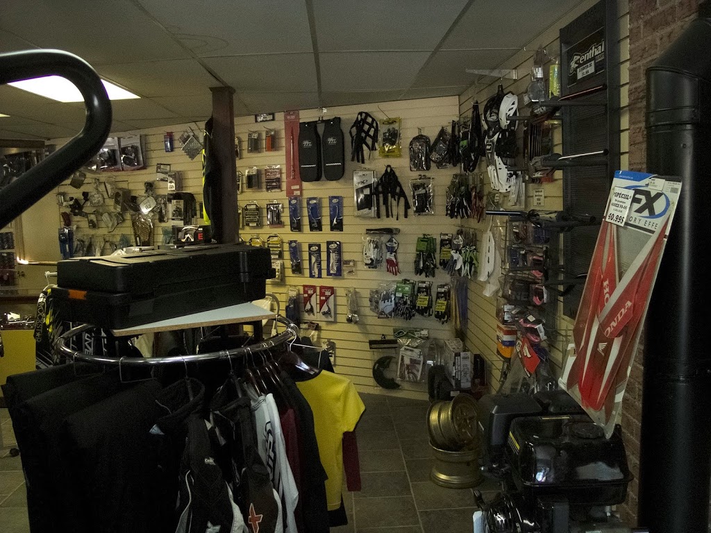 Motos Pièces Tracy | 4800 Rte Marie Victorin, Tracy, QC J3R 1R3, Canada | Phone: (450) 742-0678