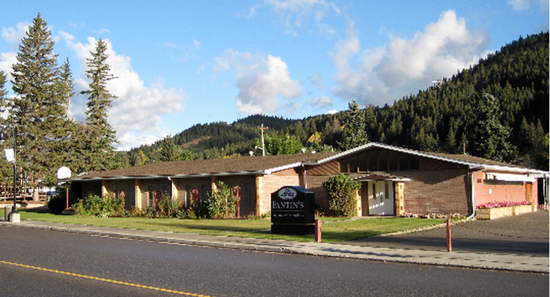 Fantins Funeral Chapel | 13461 20 Ave, Blairmore, AB T0K 0E0, Canada | Phone: (403) 562-8555