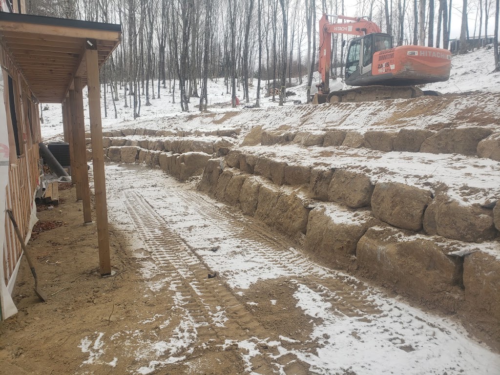 Excavation Deslauriers | 742 Rue de Ronchamp, Sainte-Adèle, QC J8B 1T2, Canada | Phone: (450) 512-4898