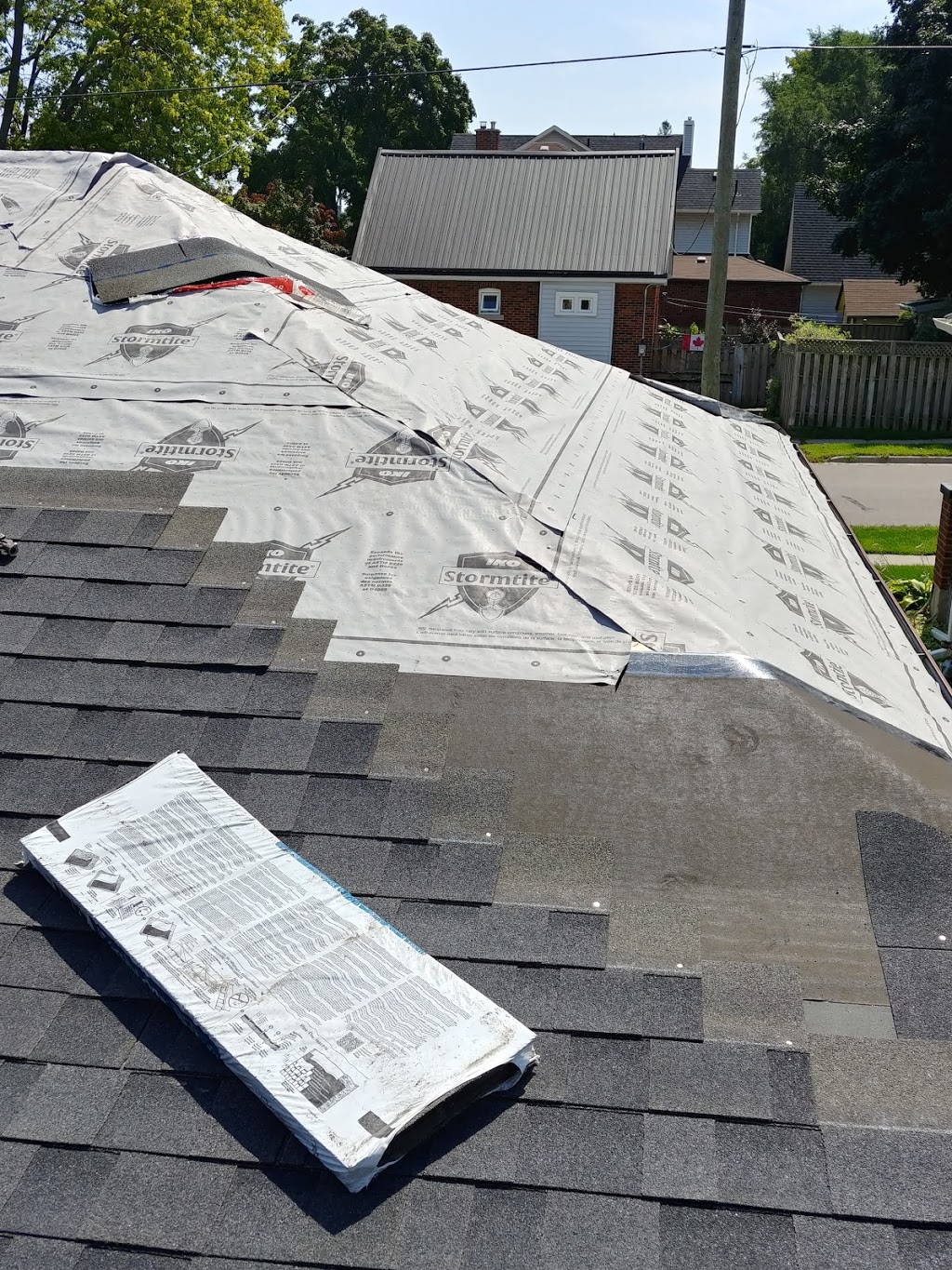 Newfs on Roofs | 188 Glenwood Crescent, Oshawa, ON L1G 3B1, Canada | Phone: (416) 525-6122