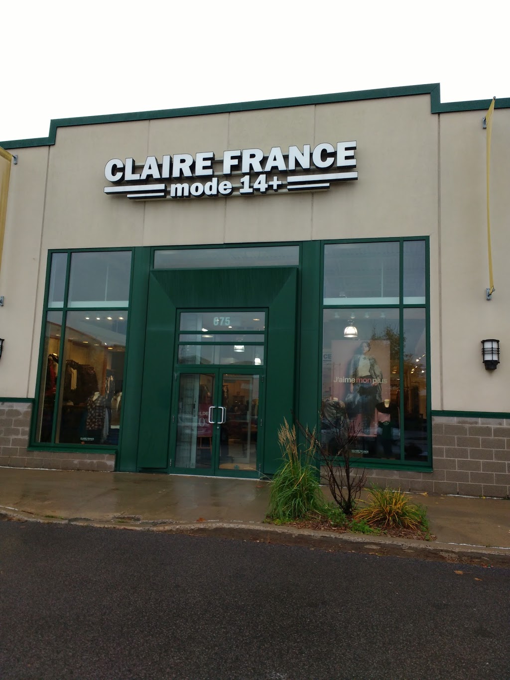Claire France | 675 Rue de la Concorde, Saint-Romuald, QC G6W 8A7, Canada | Phone: (418) 834-4501