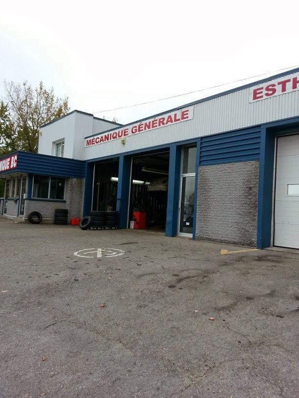 Lave Auto Gi Gi Enr | 1250 Boulevard Arthur-Sauvé, Laval, QC H7R 3W3, Canada | Phone: (450) 627-4698