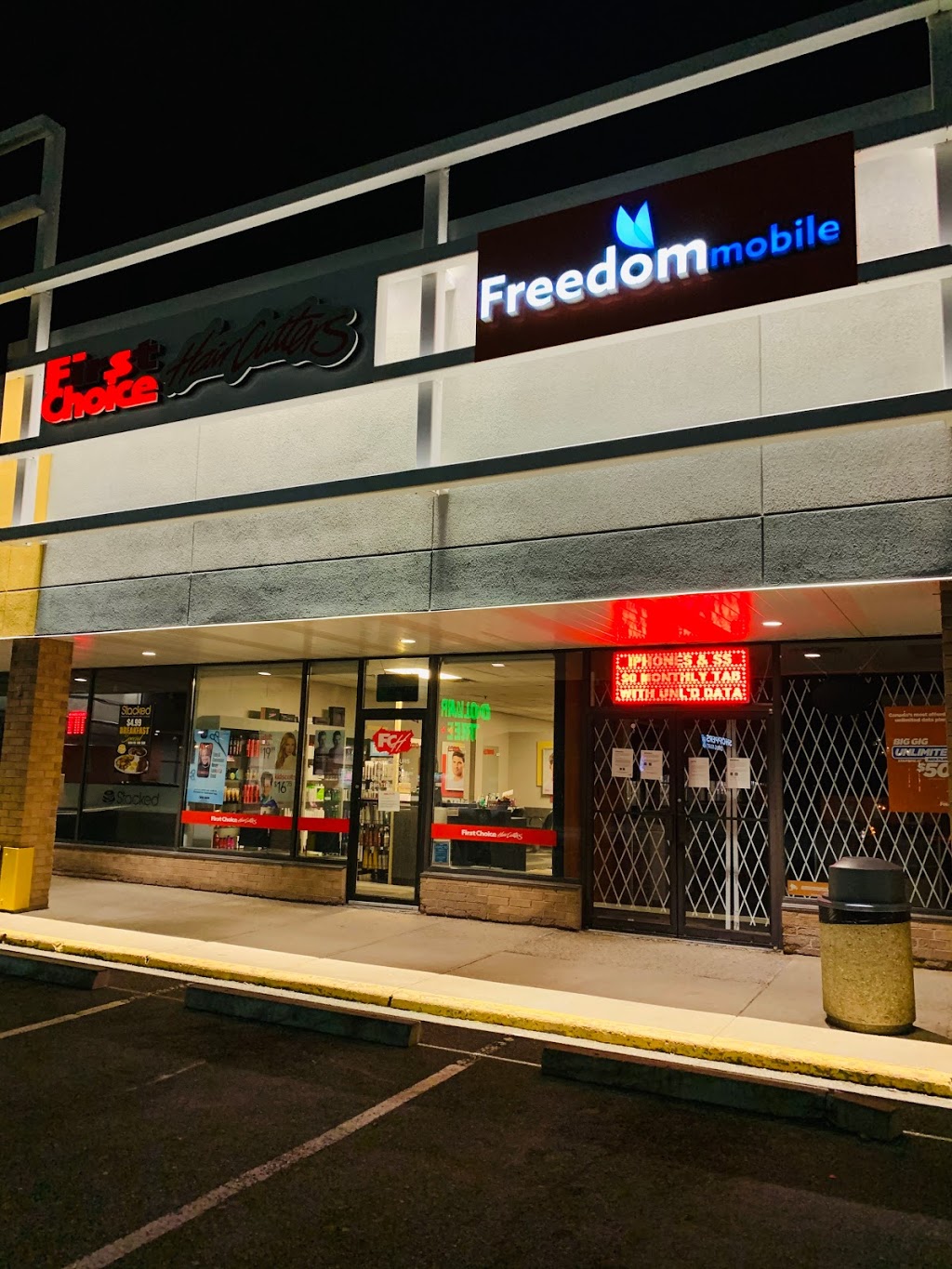 Freedom Mobile | Freshco Plaza, 286 Bunting Rd, St. Catharines, ON L2M 7S5, Canada | Phone: (905) 641-9961