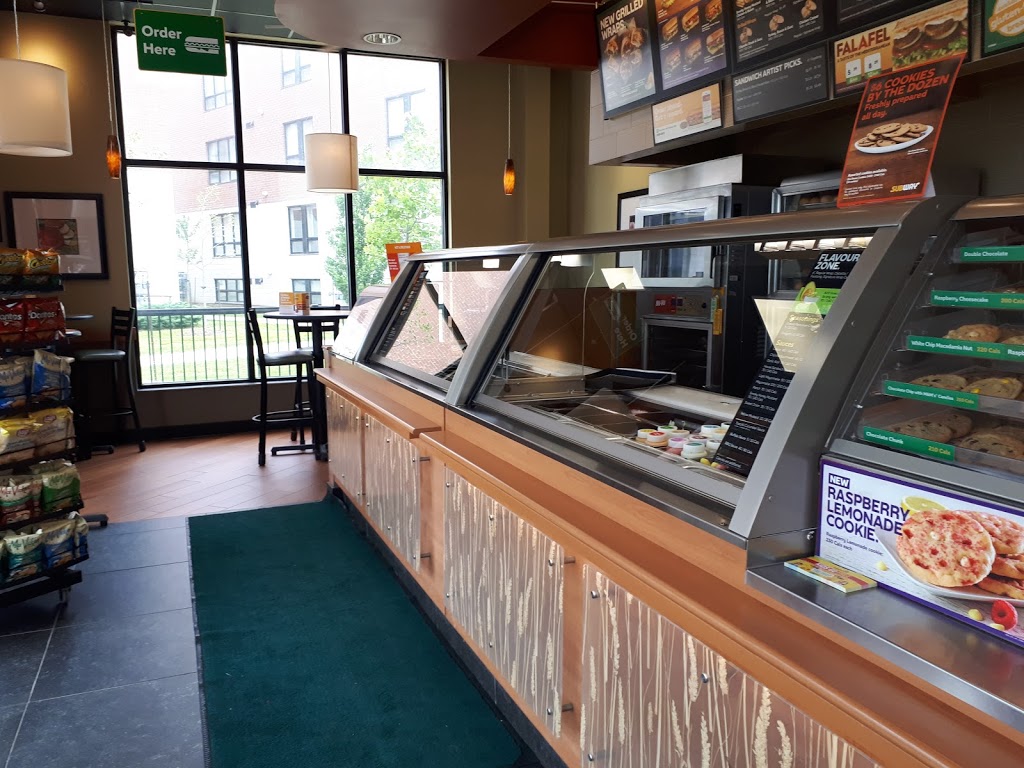 Subway | Building # 7 Unit # 7A, 3490 Schmon Pkwy, Thorold, ON L2V 0C4, Canada | Phone: (905) 641-0660