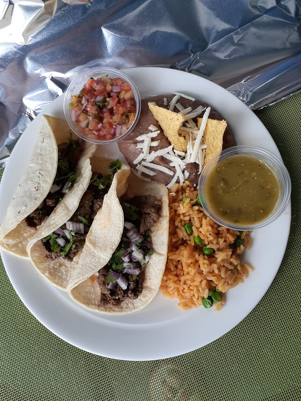 Lindas Mexican Kitchen | 12810 107a Ave, Surrey, BC V3T 3A9, Canada | Phone: (778) 903-2935