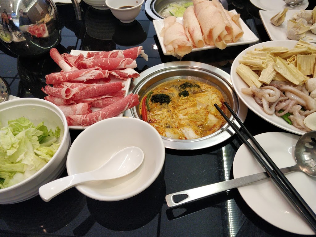 Kings Hot Pot and KTV | 15041 Stony Plain Rd, Edmonton, AB T5P 4W1, Canada | Phone: (780) 705-9168