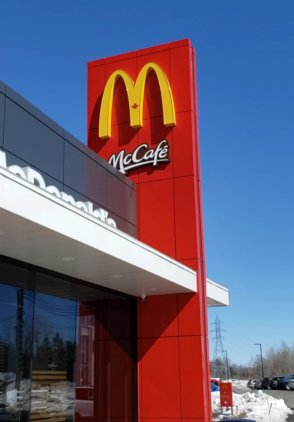 McDonalds | 3000 Rue des Balkans, Trois-Rivières, QC G9C 0M8, Canada | Phone: (819) 693-1971