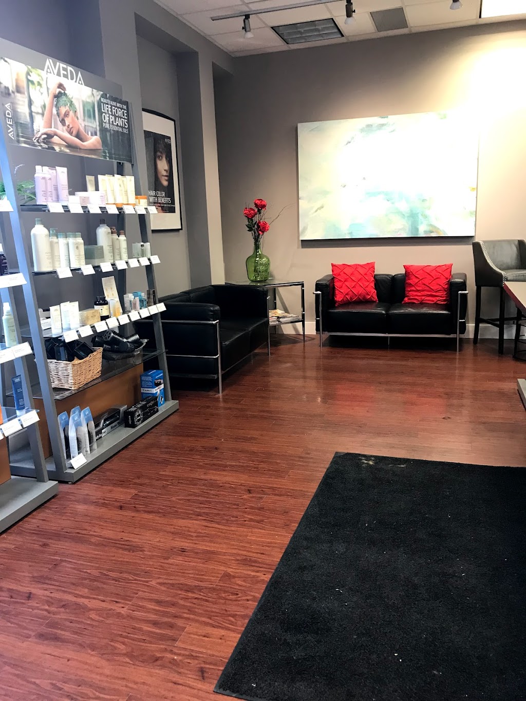 Teo Hair & Body Works | 2435 Appleby Line, Burlington, ON L7L 0B6, Canada | Phone: (905) 331-1002