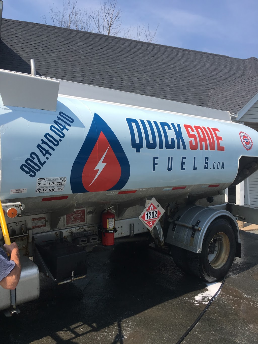 Quick Save Fuels ltd. | 225 Cobequid Rd #10, Lower Sackville, NS B4C 3J7, Canada | Phone: (902) 410-0410