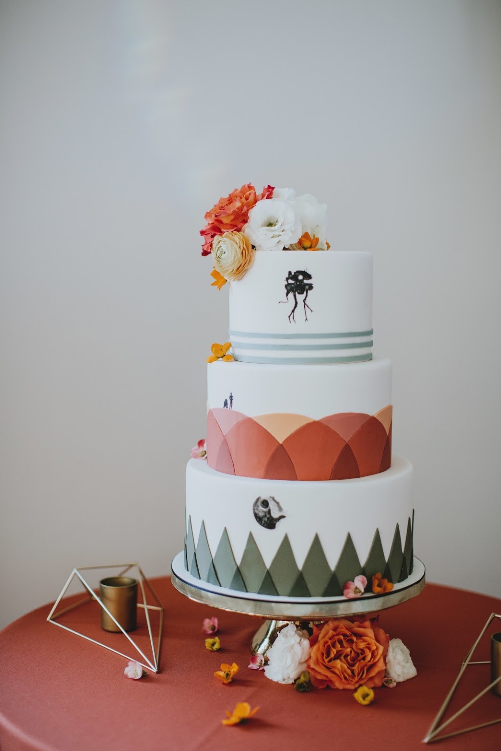 The Cake & The Giraffe | 1740 W 2nd Ave, Vancouver, BC V6J 1H6, Canada | Phone: (778) 835-1437