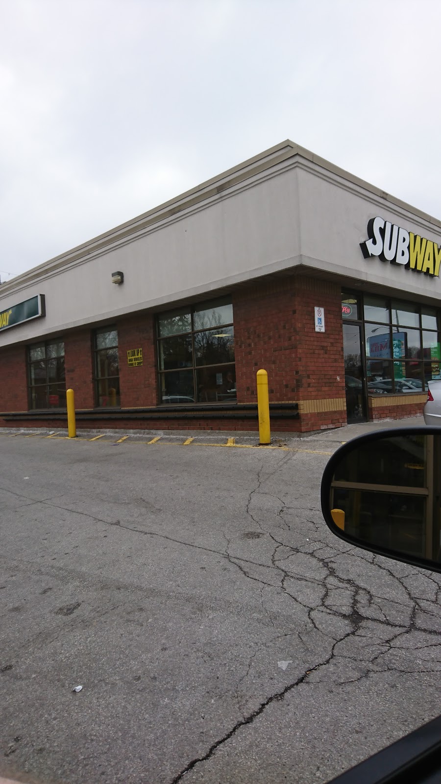 Subway | 1244 Lawrence Ave E Unit A Bldg B, Toronto, ON M3A 1C3, Canada | Phone: (416) 445-1556