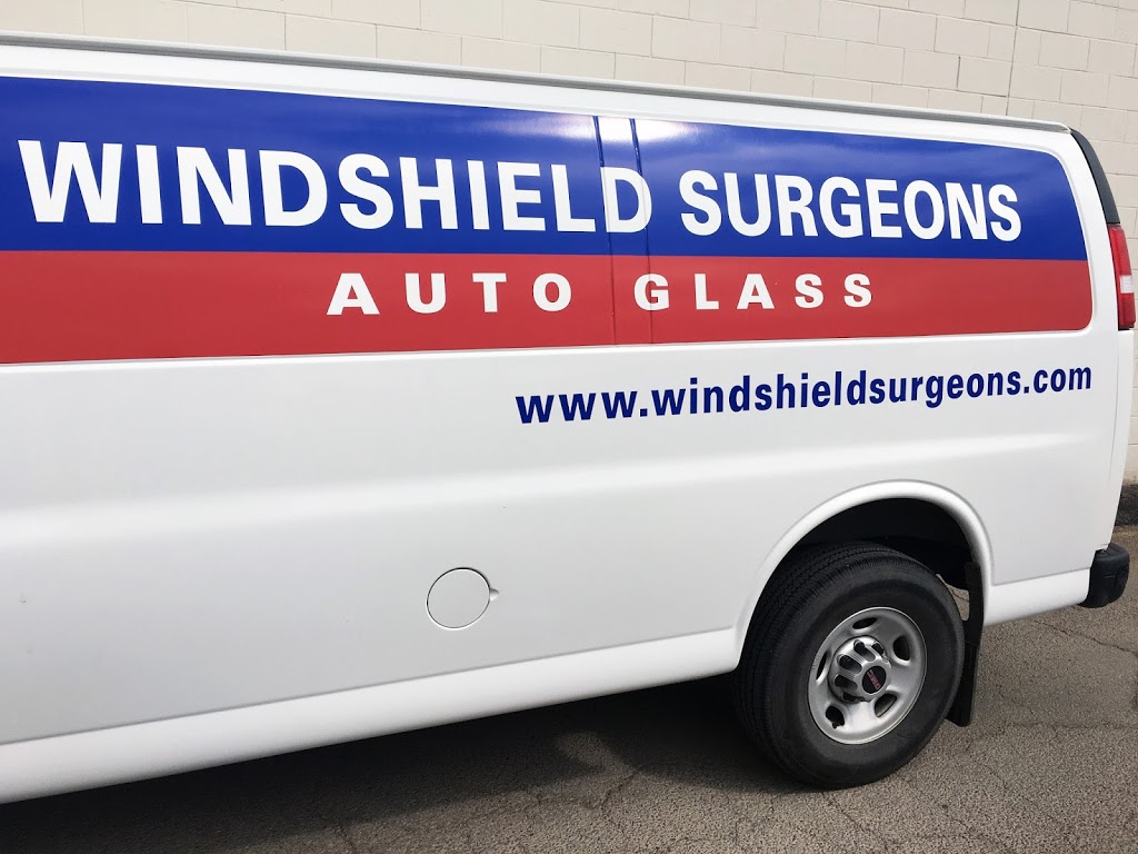 Windshield Surgeons Auto Glass | 13803 127 St NW, Edmonton, AB T6V 1A8, Canada | Phone: (780) 472-7744