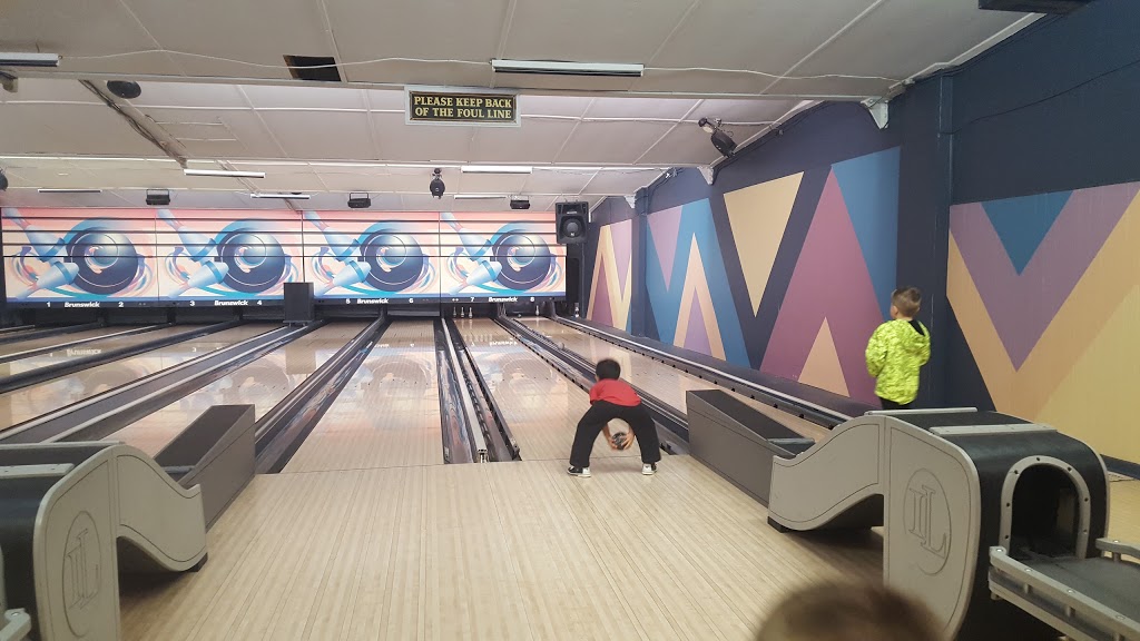 Ingersoll Lanes | 134 Thames St N, Ingersoll, ON N5C 3E1, Canada | Phone: (519) 425-1900