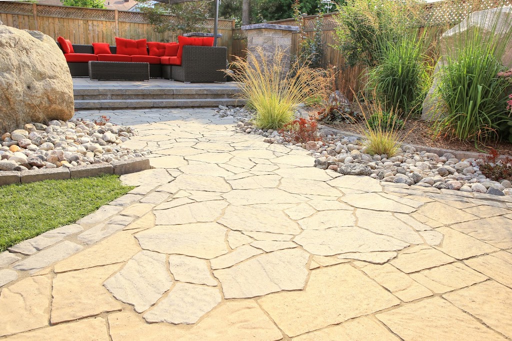 Creative Landscape Designs | 1034 Cromwell Dr, Ottawa, ON K1V 6K5, Canada | Phone: (613) 227-4351