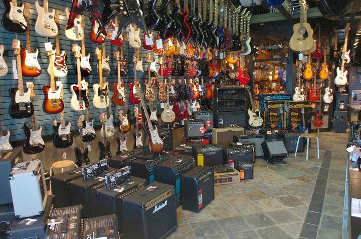 Guitarworks Inc | 830 Crowfoot Crescent NW, Calgary, AB T3G 4S3, Canada | Phone: (403) 202-1688