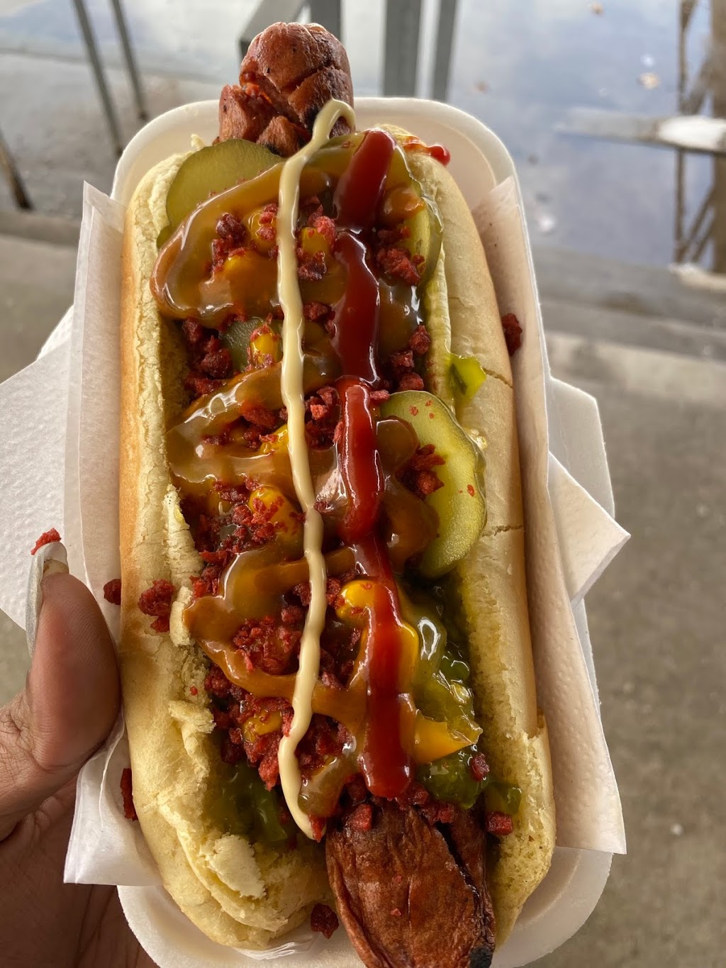 Nasirs Hotdogs And Sausages | southwest of Military Road and, Ellesmere Rd, Scarborough, ON M1C 1A3, Canada | Phone: (416) 841-4049