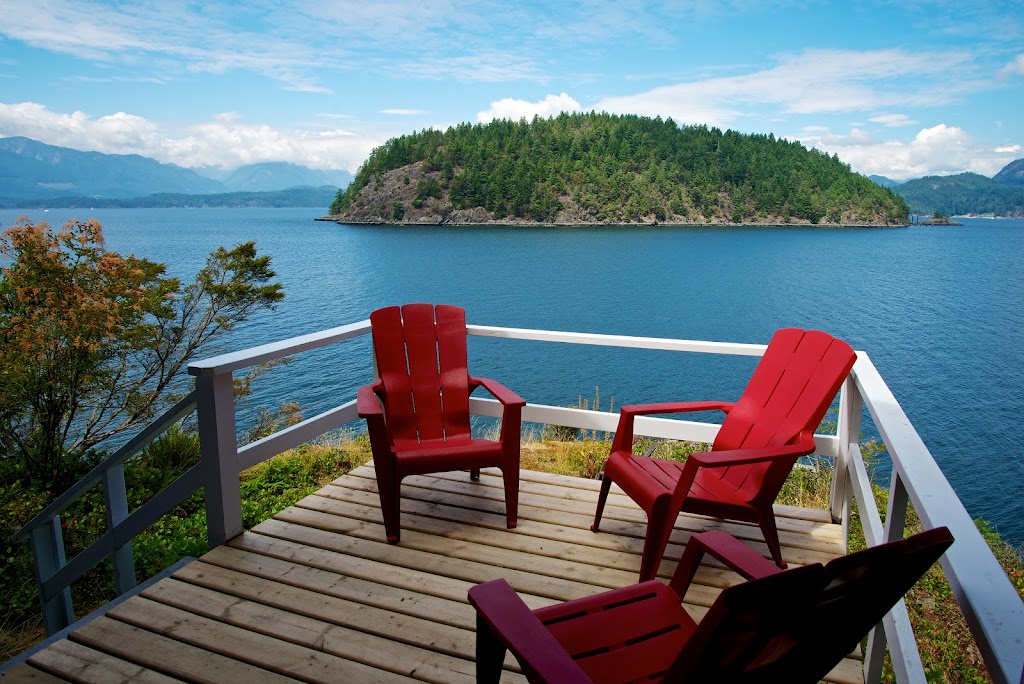 Bowen Island Accommodations | 209-994 Dorman Rd, Bowen Island, BC V0N 1G0, Canada | Phone: (604) 800-1486