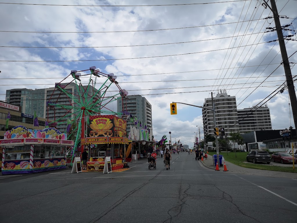 Taste of Lawrence | 2102 Lawrence Ave E, Scarborough, ON M1R 2Z9, Canada | Phone: (416) 288-1718