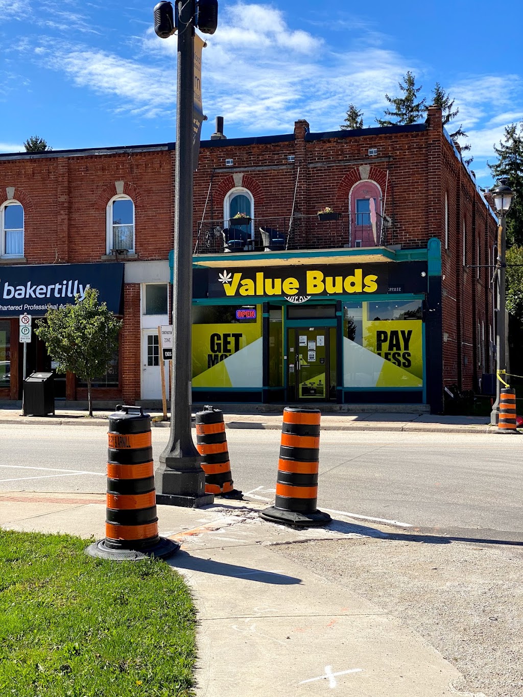 Value Buds Meaford | 100 N Sykes St, Meaford, ON N4L 1W9, Canada | Phone: (226) 662-2255