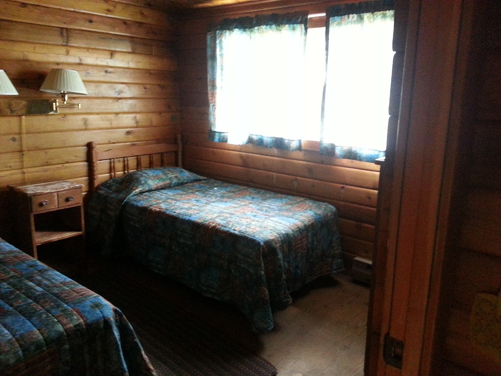 Memquisit Lodge | 506 Memquisit Road, Monetville, ON P0M 2K0, Canada | Phone: (705) 898-2355