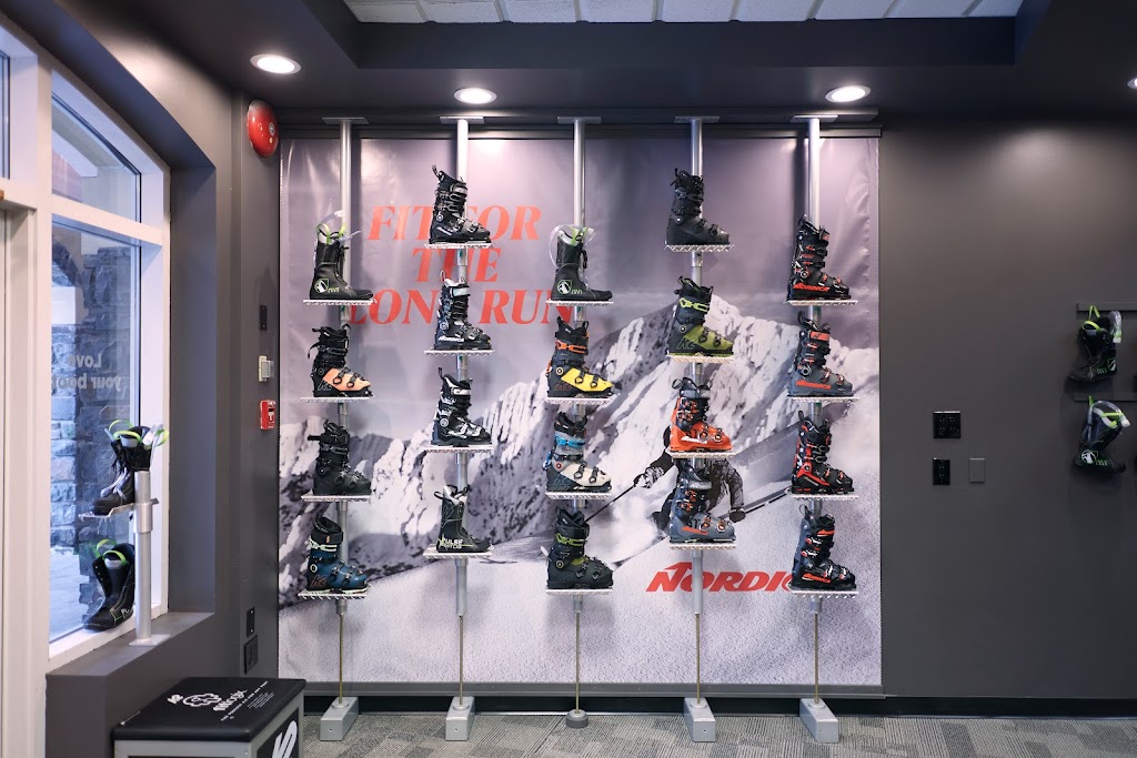 Pulse Boot Lab & Ski Co. Banff | Fairmont Banff Springs Conference Centre, 405 Spray Ave, Banff, AB T1L 1J4, Canada | Phone: (403) 985-4099