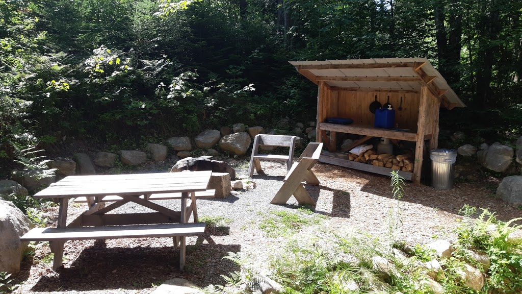 Prospectors Cabin | 218 Chemin White, Harrington, QC J8G 2T3, Canada | Phone: (514) 291-6368