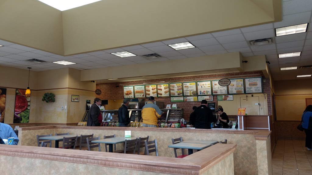 Subway | 35 Treaty Trail, Millbrook, NS B6L 1W3, Canada | Phone: (902) 893-4171