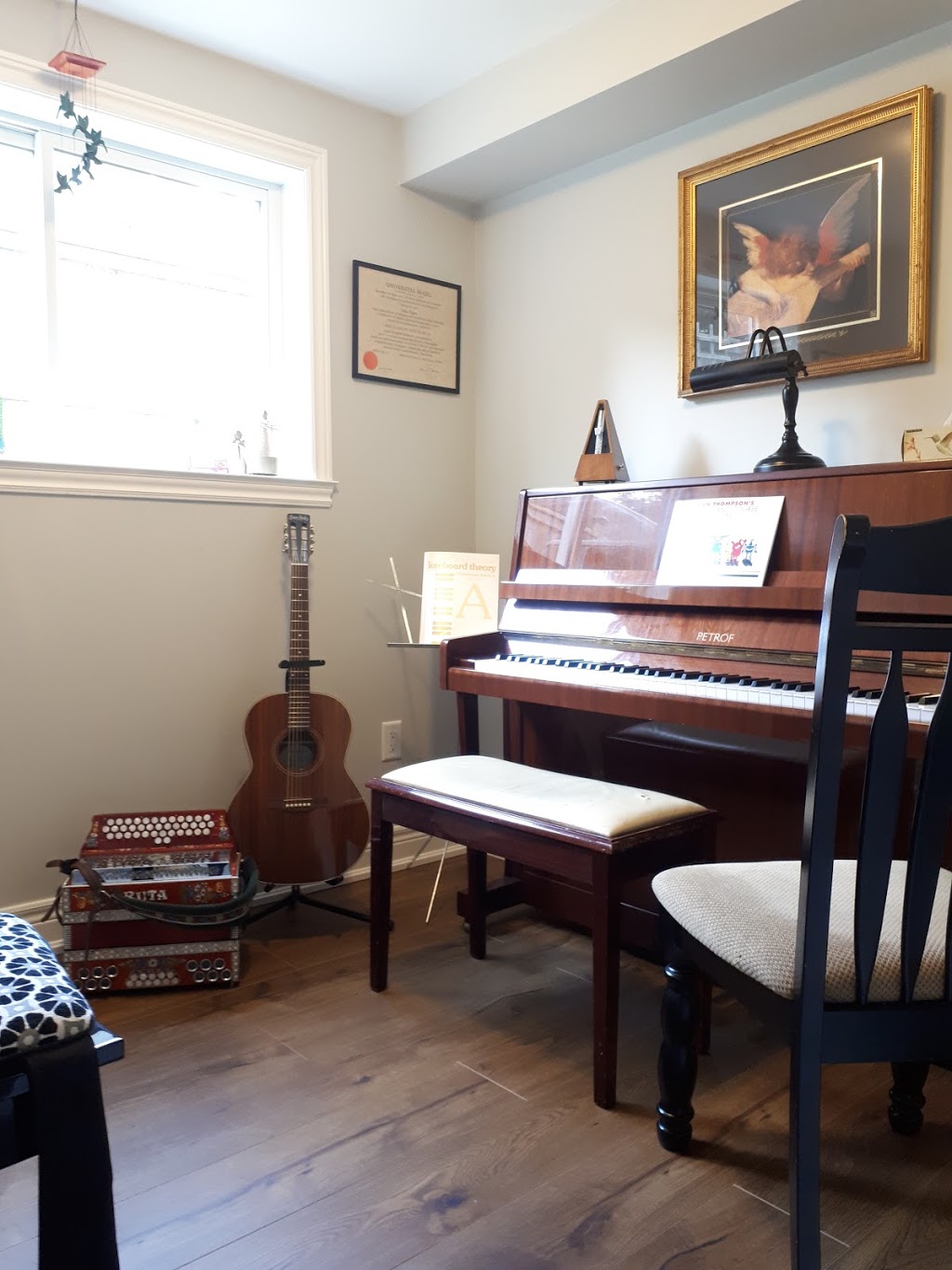 Vida Piano School | 25 Spruceside Crescent, Fonthill, ON L0S 1E1, Canada | Phone: (905) 601-0603