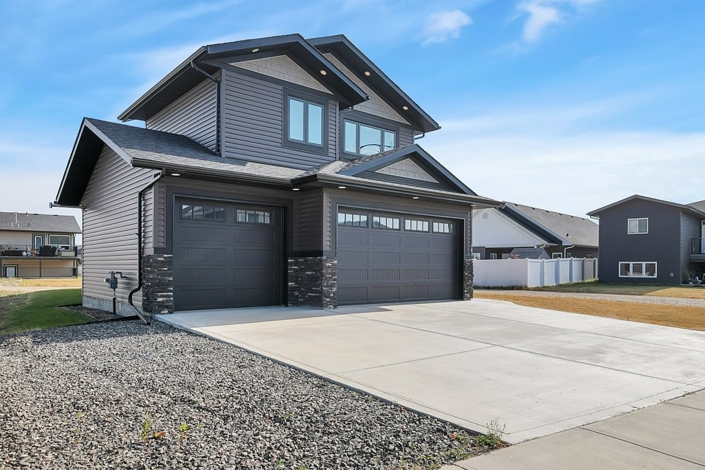 Denae Hussey - EXP Realty | 3608 50 Ave, Sylvan Lake, AB T4S 1B2, Canada | Phone: (587) 876-4921