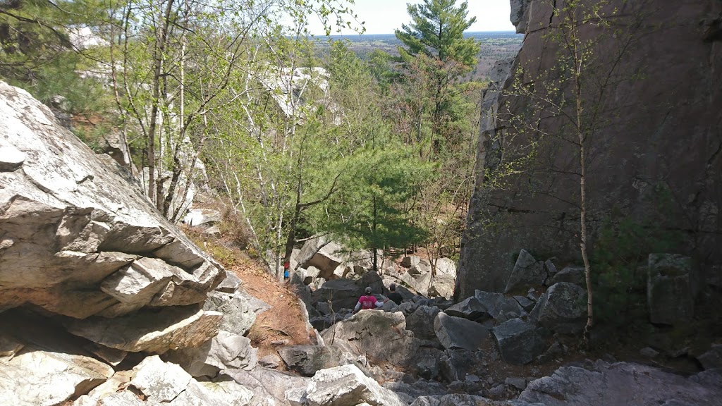 The Crack Trail Shortcut Parking Lot | Killarney, ON P0M, Canada