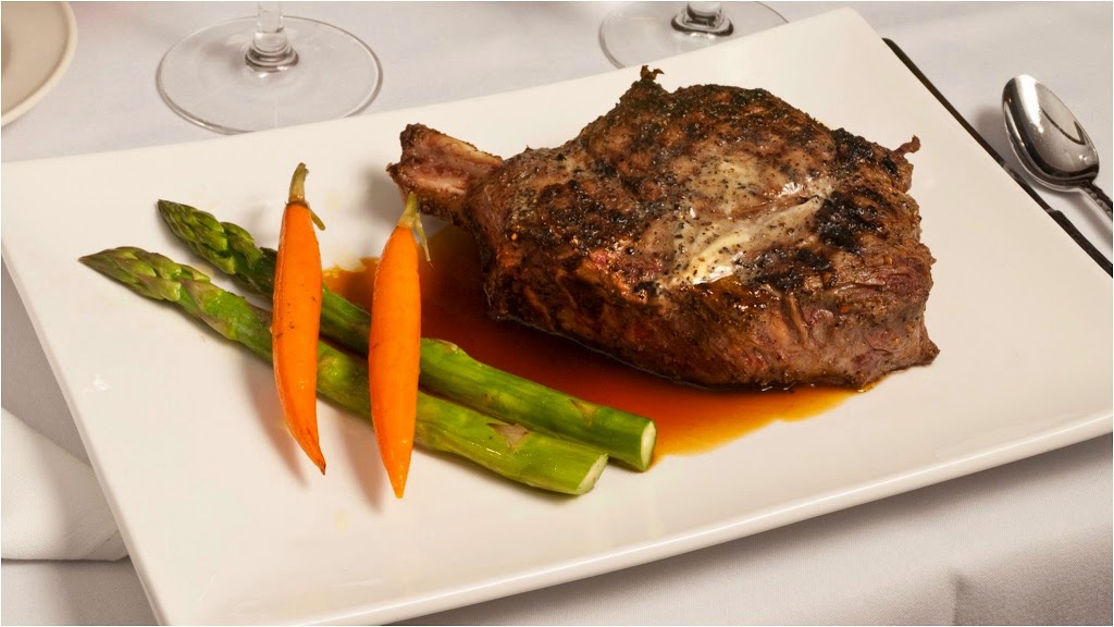 Russells Steaks, Chops, & More | 6675 Transit Rd, Williamsville, NY 14221, USA | Phone: (716) 636-4900