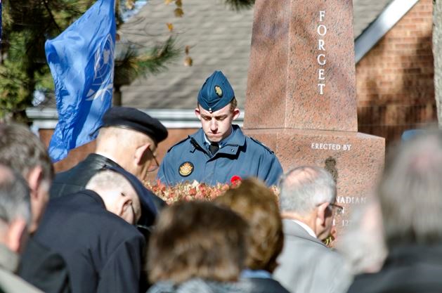 Grimsby Cenotaph | 6 Murray St, Grimsby, ON L3M 3N7, Canada