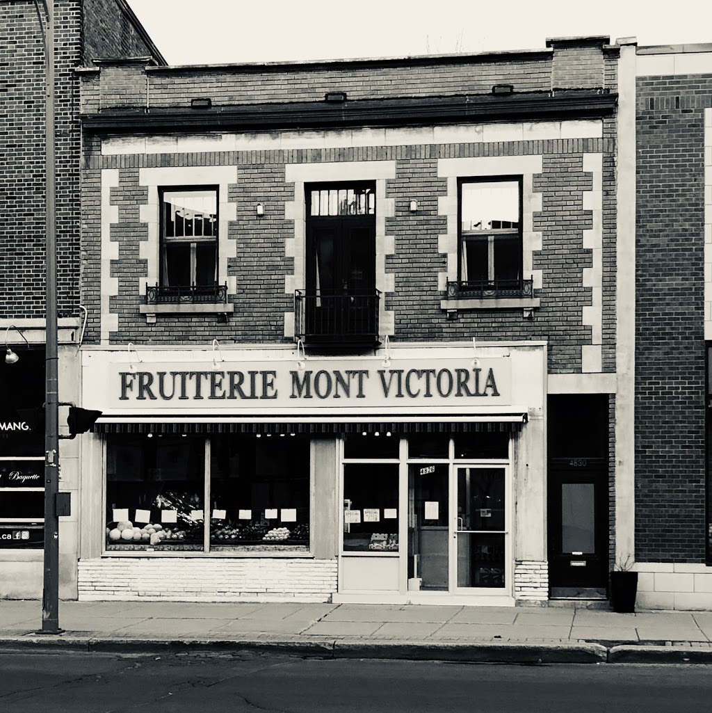 Fruit Mont Victoria | 4826 Rue Sherbrooke Ouest, Westmount, QC H3Z 1G8, Canada | Phone: (514) 486-6556