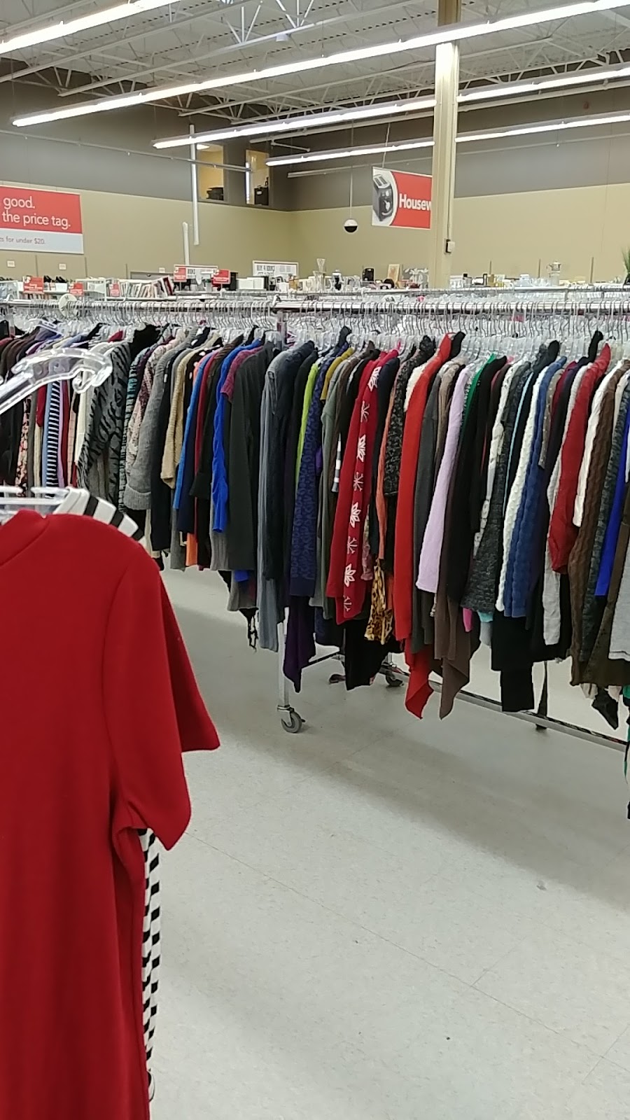 Value Village | 15 Plaza Blvd, Moncton, NB E1C 0E8, Canada | Phone: (506) 382-3003