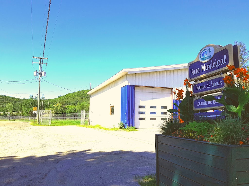 Aire de jeux municipale | Rue des Jeux, Matawinie, QC J0K 3K0, Canada | Phone: (450) 882-2920