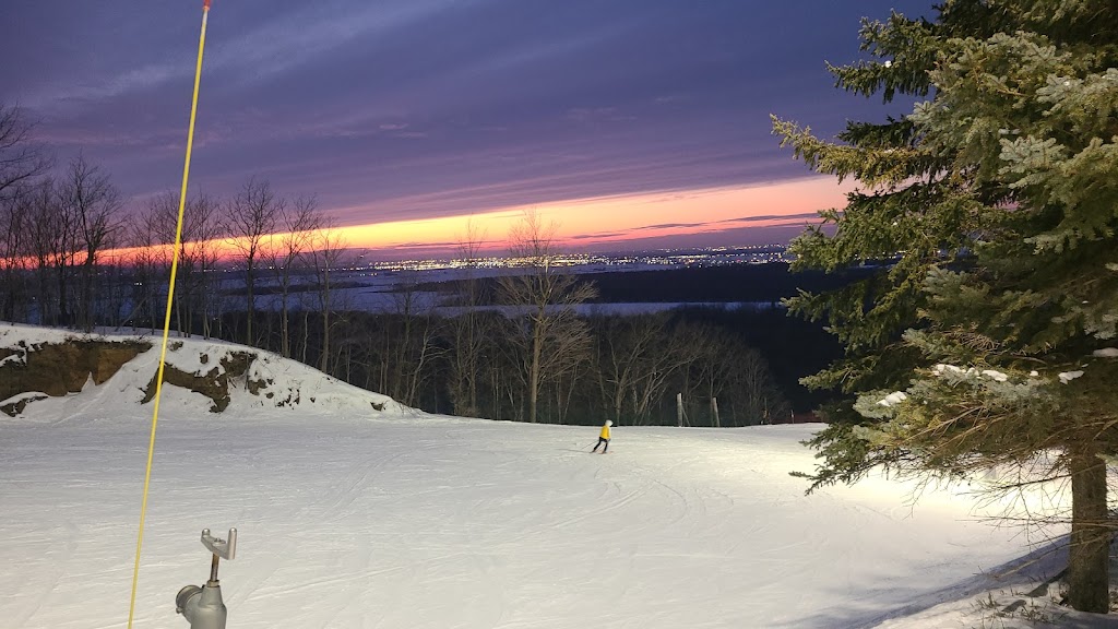 Ski Saint-Bruno | 550 Rang des Vingt Cinq E, Saint-Bruno-de-Montarville, QC J3V 0G6, Canada | Phone: (450) 653-3441