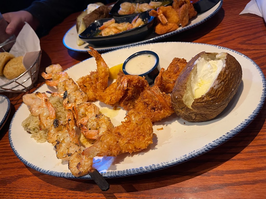 Red Lobster | 10111 171 St NW, Edmonton, AB T5S 1S6, Canada | Phone: (780) 484-0660