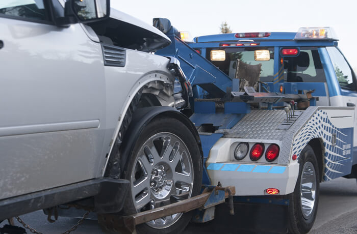 Towing BBY | 4936 Thornwood Pl, Burnaby, BC V5G 3Z4, Canada | Phone: (604) 330-0366