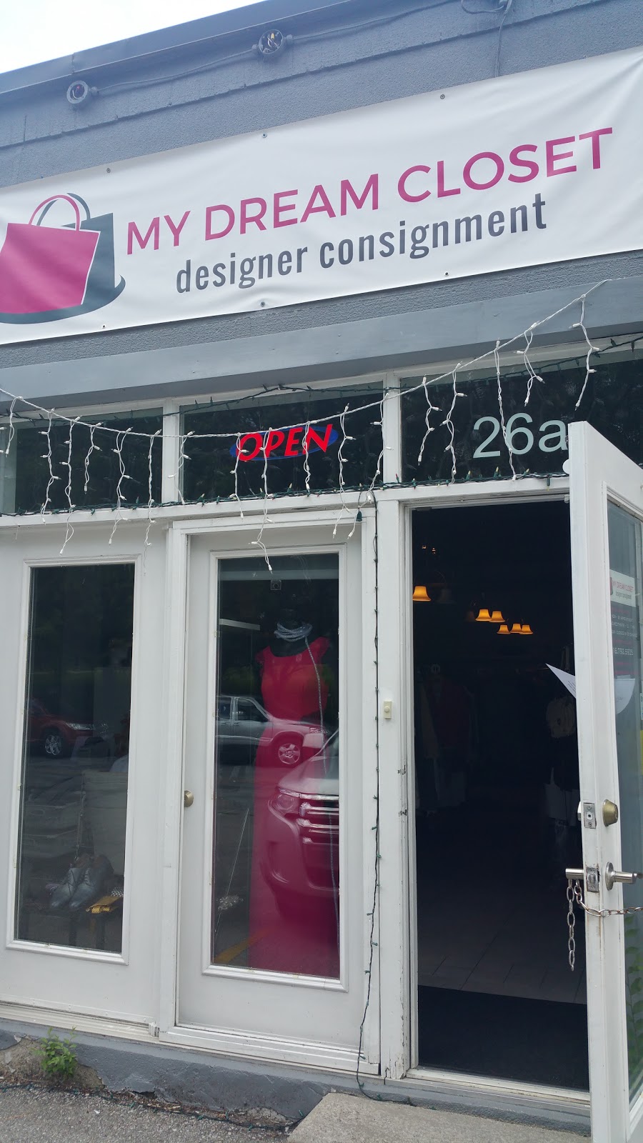 My Dream Closet | 26A Ripley Ave, Toronto, ON M6S 3N9, Canada