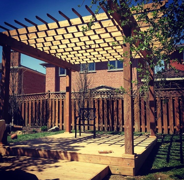 Sturdy Decking and Fencing | 101 Tall Grass Trail, Woodbridge, ON L4L 3J3, Canada | Phone: (416) 902-1677