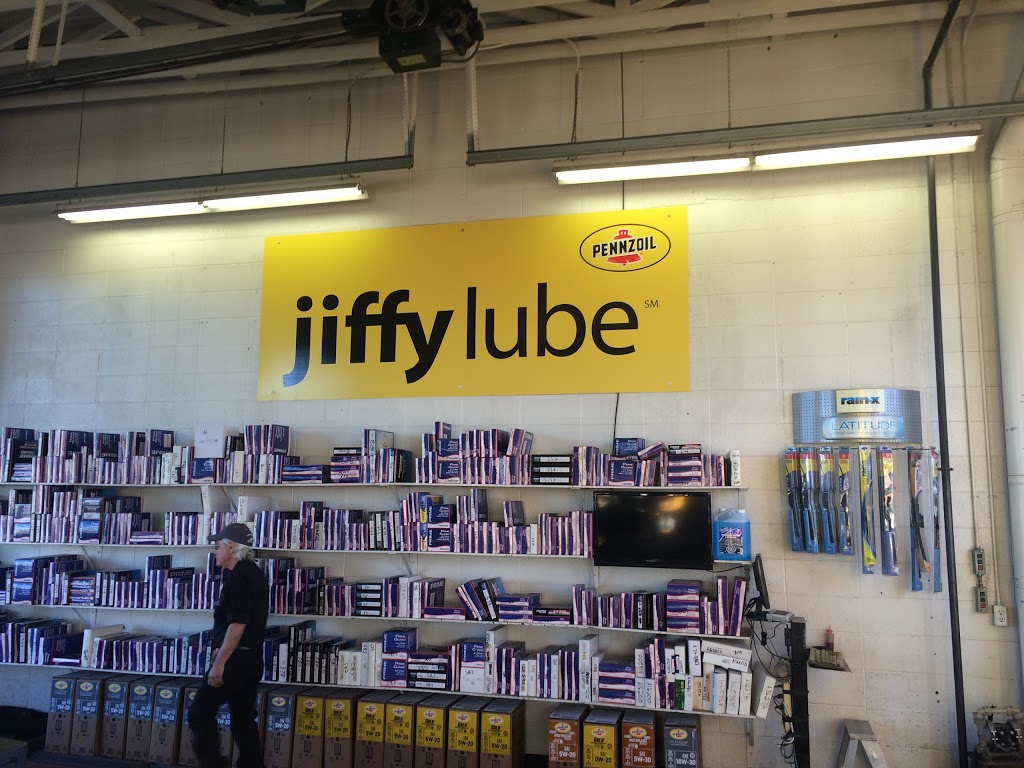 Jiffy Lube | 2695 Skaha Lake Rd Unit 106, Penticton, BC V2A 6E8, Canada | Phone: (250) 492-6515