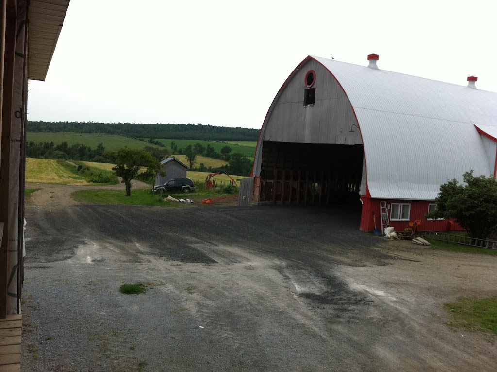 Ferme Gagné et Frères SENC | 132 Chem. du 5 Rang, Saint-Malo, QC J0B 2Y0, Canada | Phone: (819) 570-7425