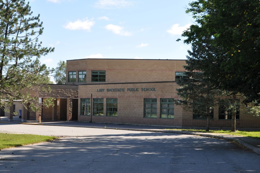 Lady Mackenzie Public School | 1746 Kirkfield Rd, Kirkfield, ON K0M 2B0, Canada | Phone: (705) 438-3371