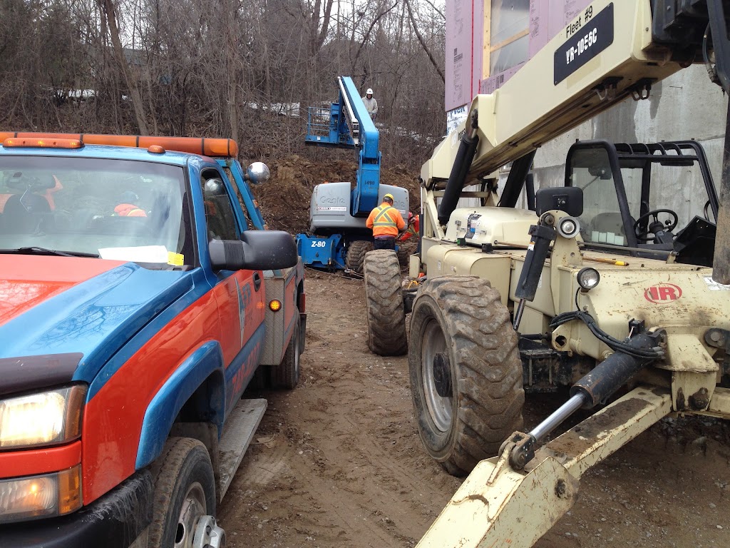 AFP Towing | 1986 Bensfort Rd, Peterborough, ON K9J 0G7, Canada | Phone: (705) 748-4237