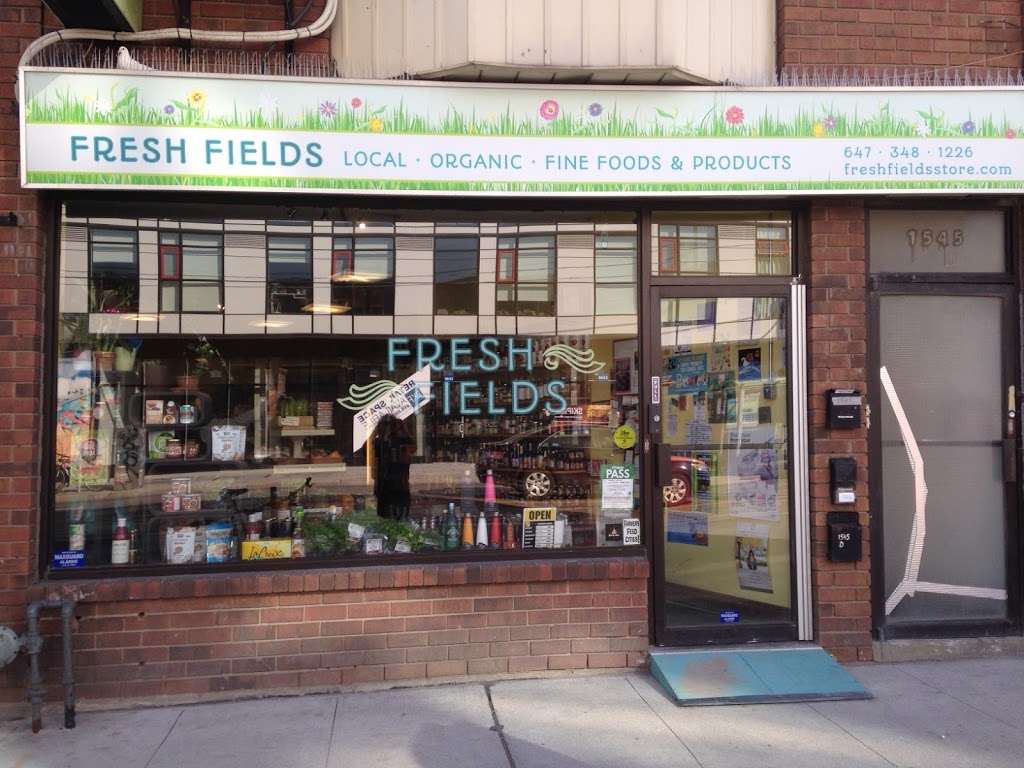 Fresh Fields | 1545 Dundas St W, Toronto, ON M6K 1T6, Canada | Phone: (647) 348-1226