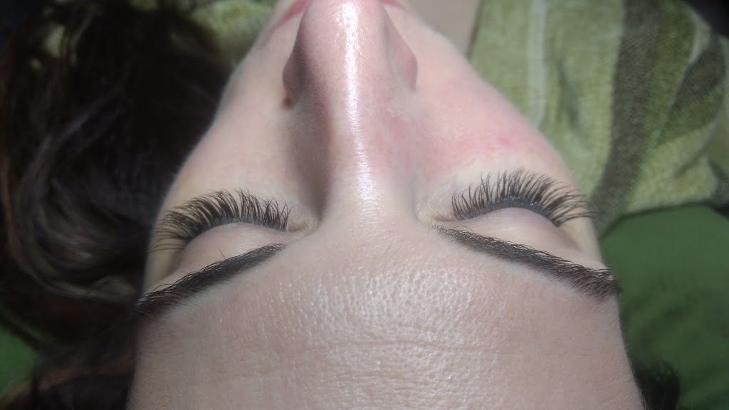 Lashmeby Nicole Professional Eyelash Extensions Oshawa, Whitby,  | 297 Highgate Ave, Oshawa, ON L1G 7S9, Canada | Phone: (905) 438-8580